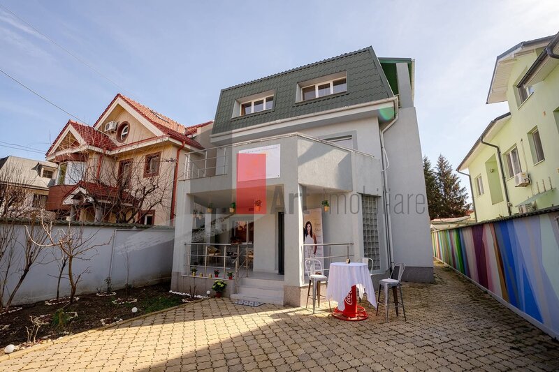 Spatiu comercial dotat (salon) de inchiriat in zona Bucurestii Noi, 0 comision